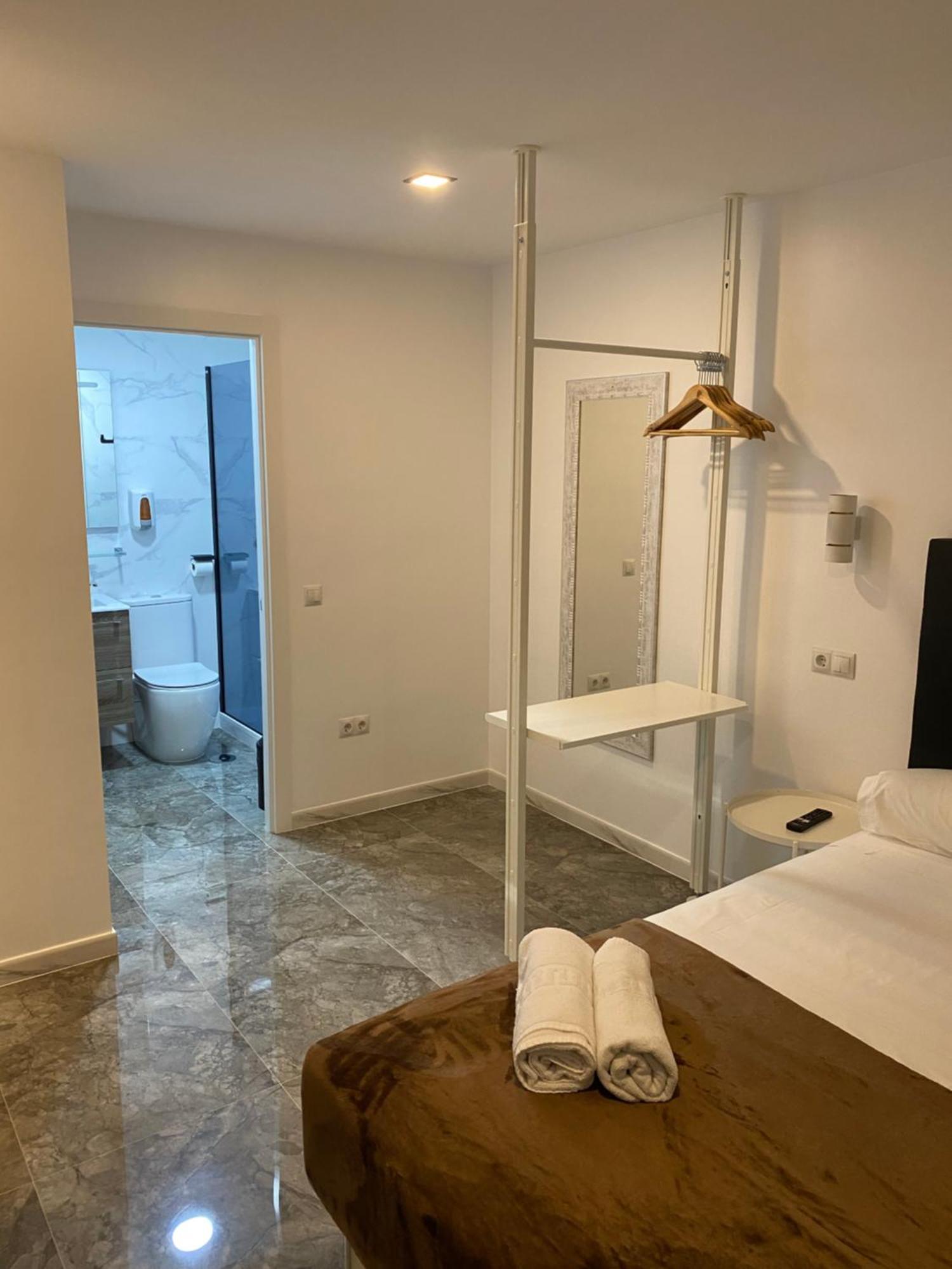 Hostal Oliver Madrid Dış mekan fotoğraf